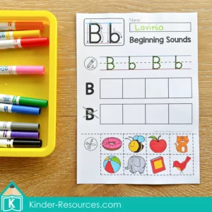 FREE Cut and paste activity for identifying pictures that begin with the letter B.