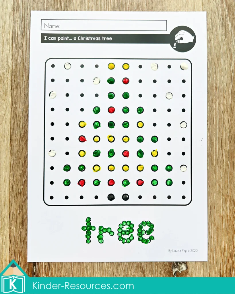 Christmas pegboard mosaic puzzle dot art of a Christmas tree completed with painted dots on a q tip worksheet.