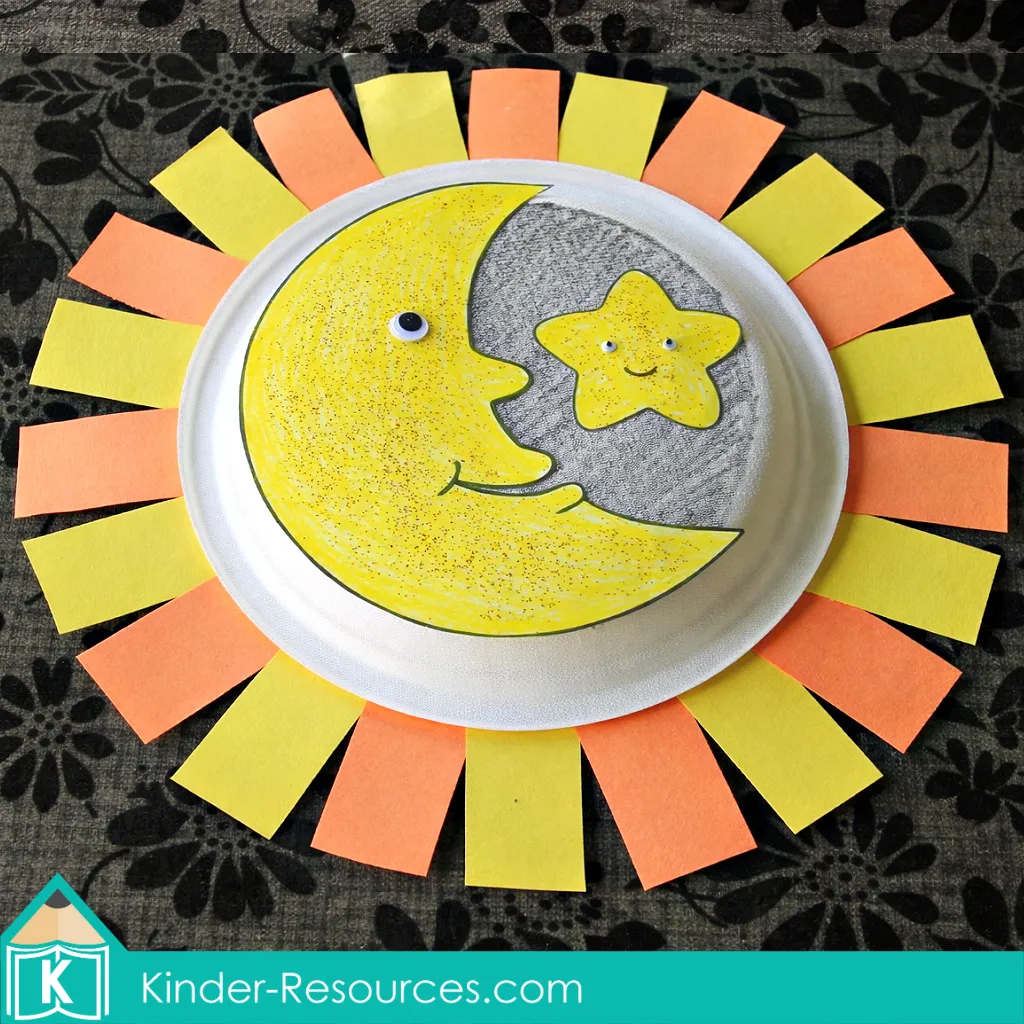 Preschool Bible Lesson God Made the Sun Moon and Stars moon and star paper plate craft for night time learning