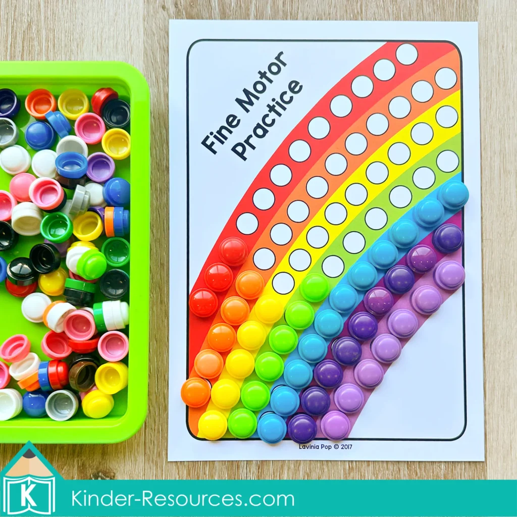 St. Patrick’s Day Centers for Preschool Morning Tubs / Bins rainbow fine motor activity placing counters on colored circles preschool center