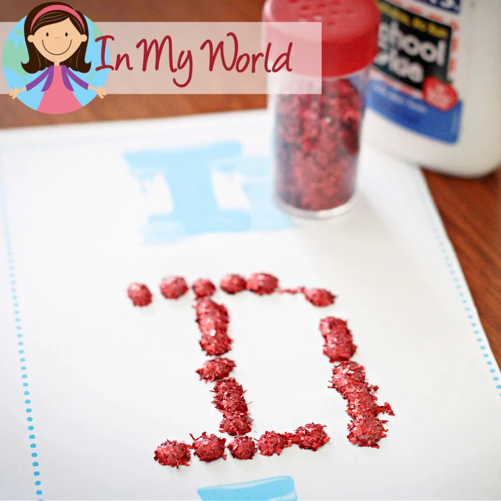 Preschool Letter I activities fine motor tracing with glue and glitter to form uppercase and lowercase I
